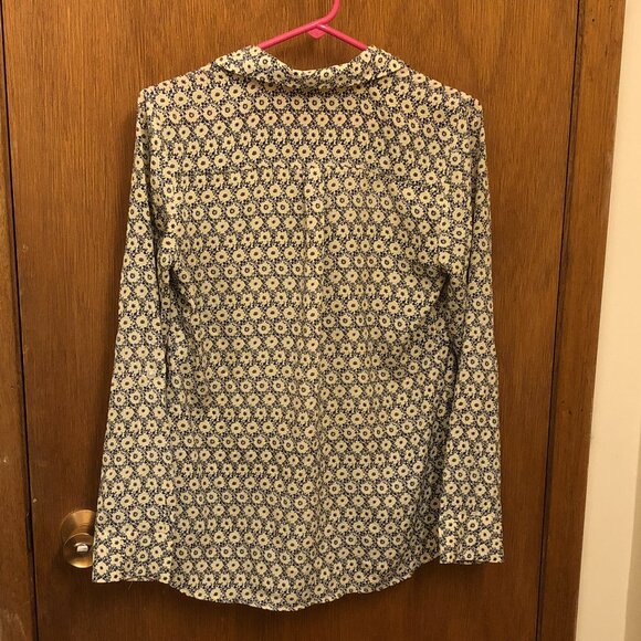 Ann Taylor half placket blouse - Picture 2 of 3